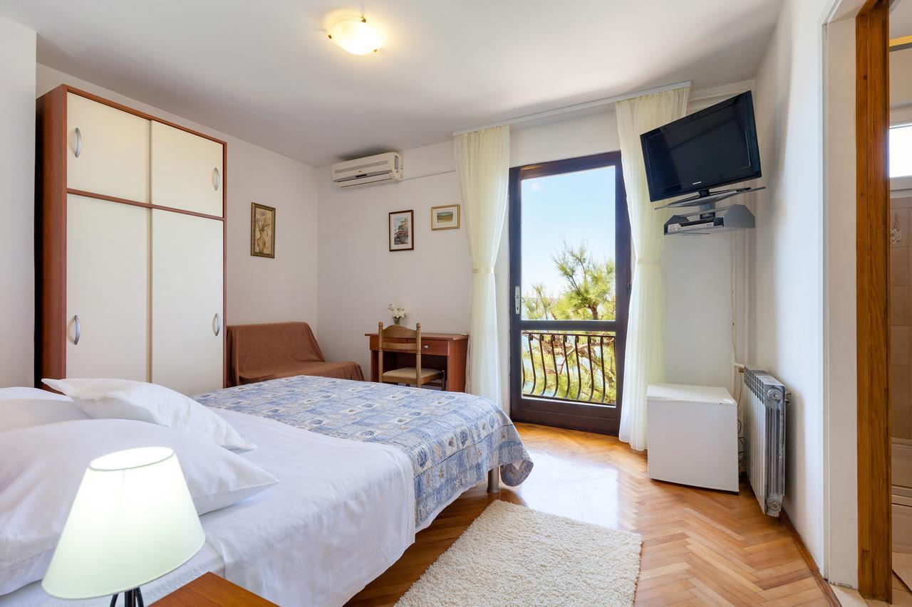 Rooms Marinac Podstrana Buitenkant foto