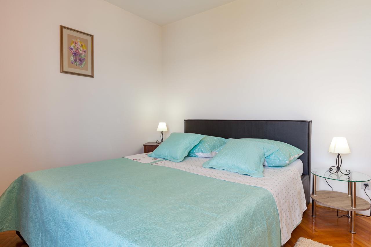 Rooms Marinac Podstrana Buitenkant foto