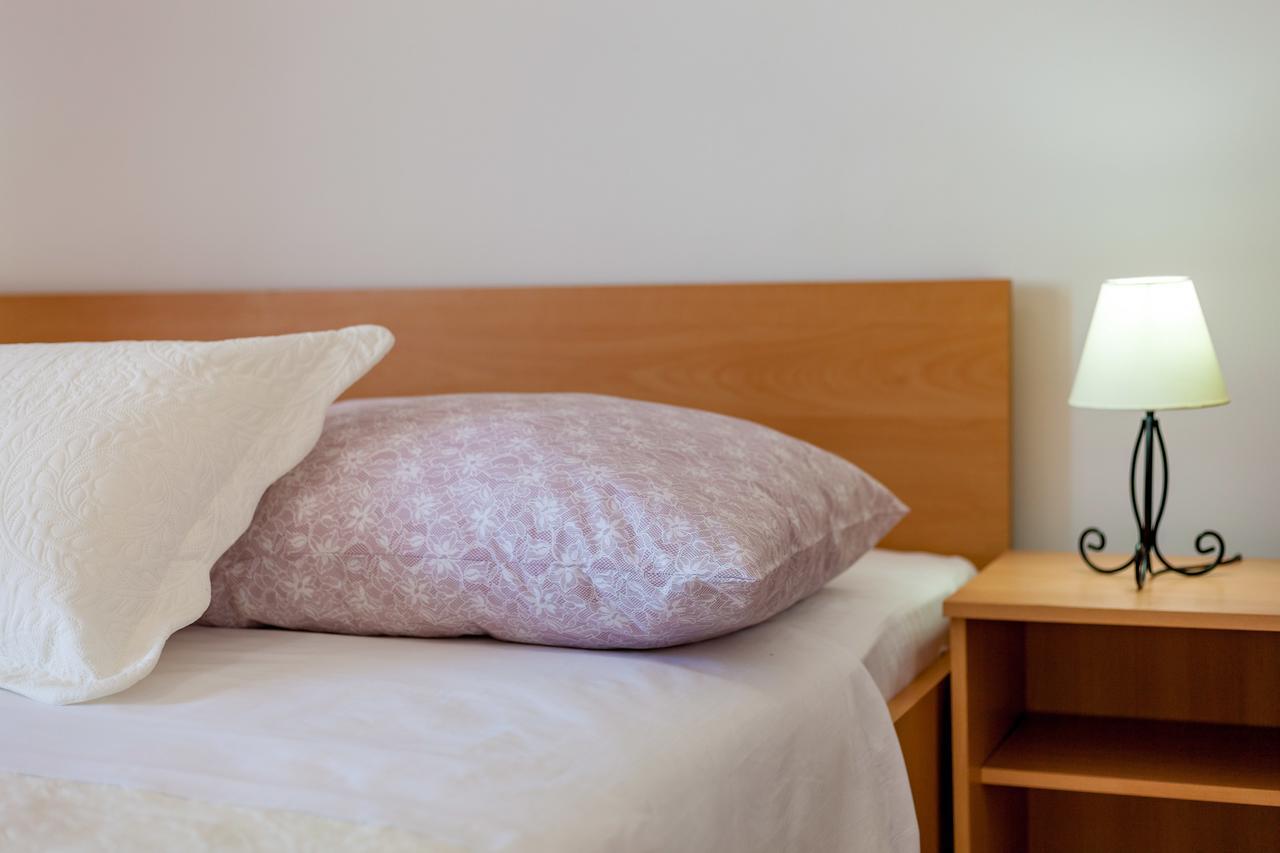 Rooms Marinac Podstrana Buitenkant foto