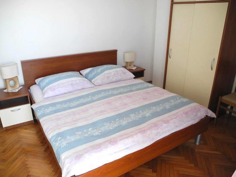 Rooms Marinac Podstrana Buitenkant foto
